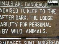 Varningsskylt. (Samburu National Reserve, Kenya)